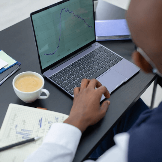 Rexorio - Team von Kryptowährungsexperten